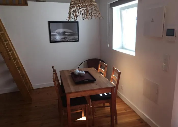 Daire Covil's Haus Peniche