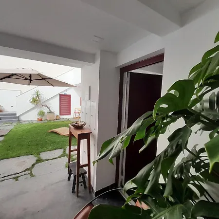 Covil's Haus Peniche